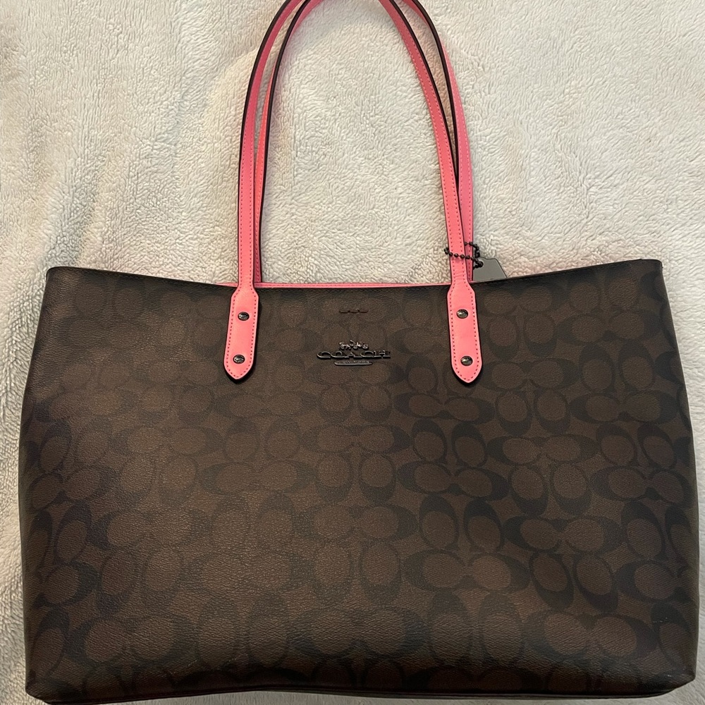 Large Coach reversible Tote purse